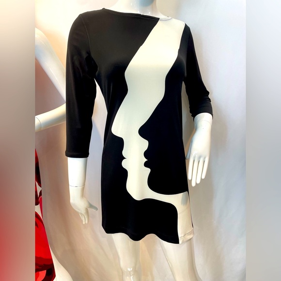 EVA VARRO 3/4 SLEEVES SIMPLE TUNIC WITH SIDE SLITS -PROFILES - Picture 1 of 5